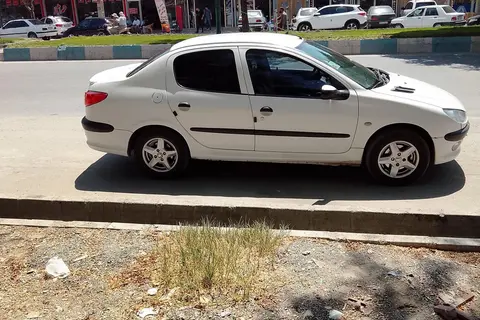 پژو، 206 SD