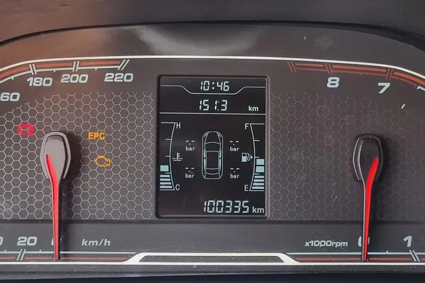 ام وی ام، X22