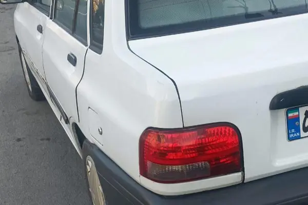 پراید، صندوق دار