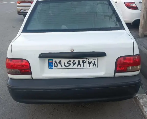 پراید، صندوق دار