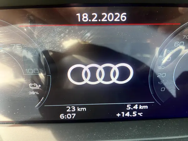 آئودی، Q4 e-tron