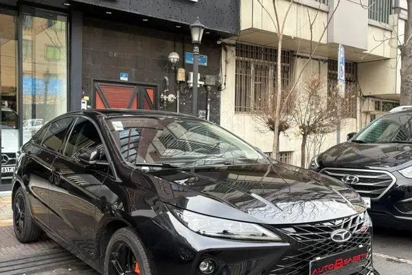 فونیکس، آریزو 6 جی تی (Z6 GT)