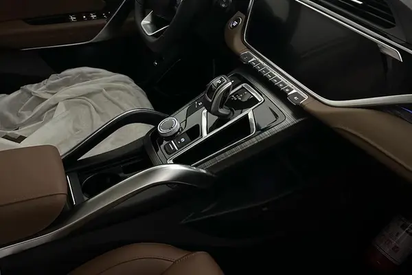 جیلی، آزکارا هیبرید