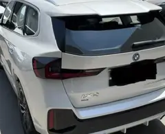 ب ام و، iX1