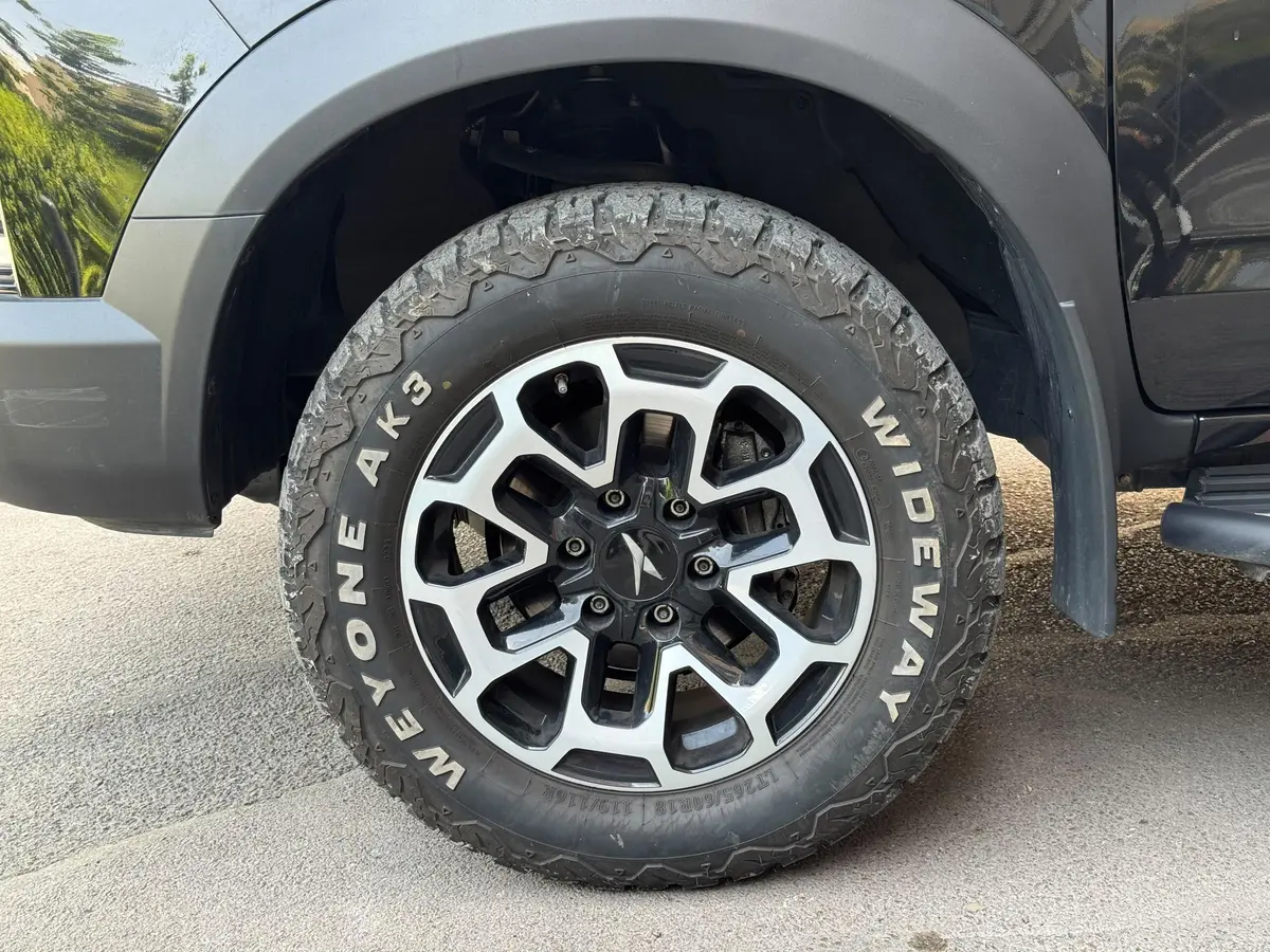 کی ام سی  T9