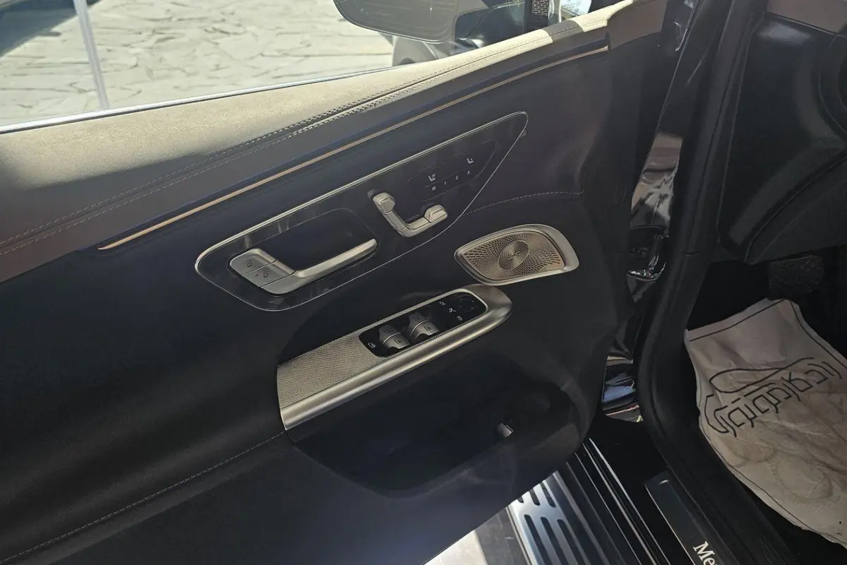 بنز،  EQE SUV