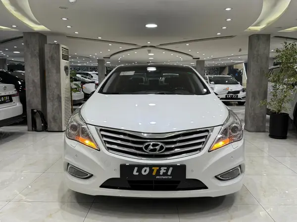 هیوندای، آزرا (گرنجور)