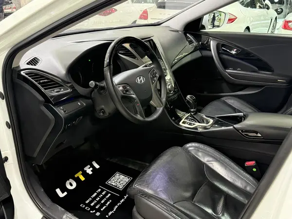 هیوندای، آزرا (گرنجور)