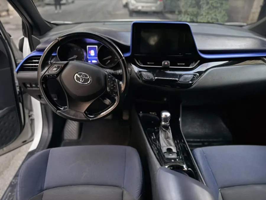 تویوتا، C-HR