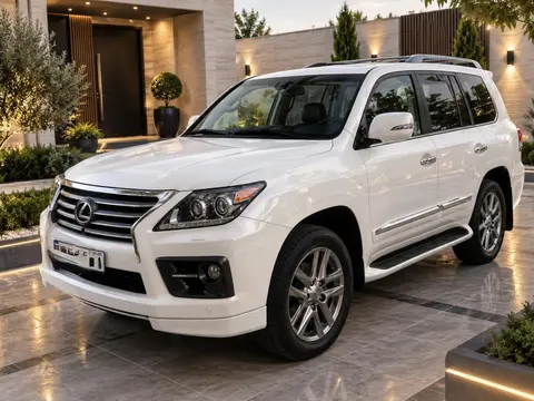 لکسوس، LX