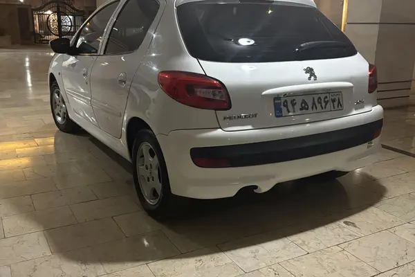 پژو  207