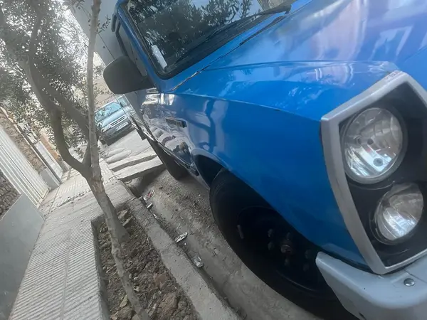 زامیاد، وانت نیسان