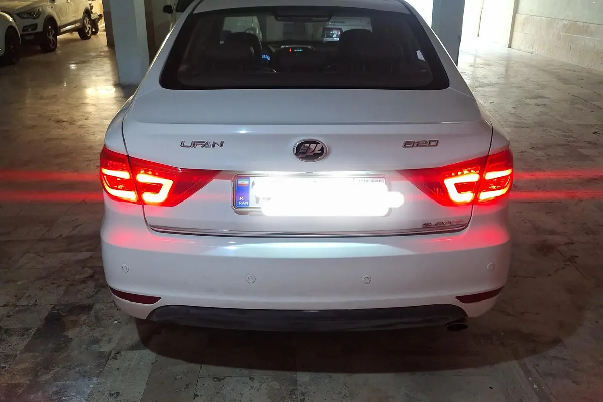 لیفان،  820