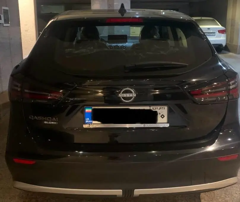 نیسان،  قشقایی