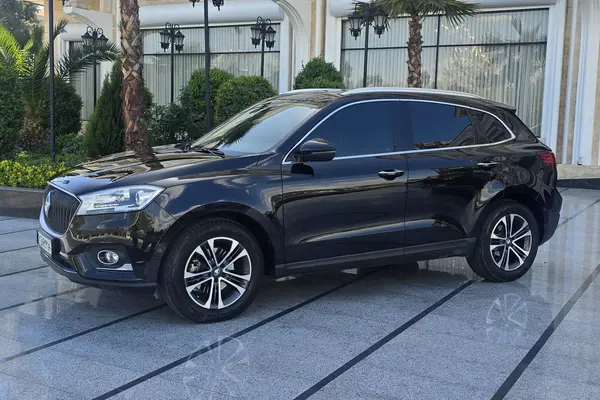 بورگوارد، BX7