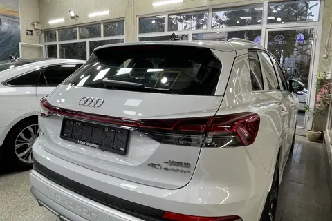 آئودی، Q4 e-tron