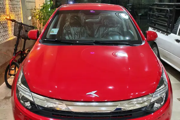 کی ام سی، ایگل