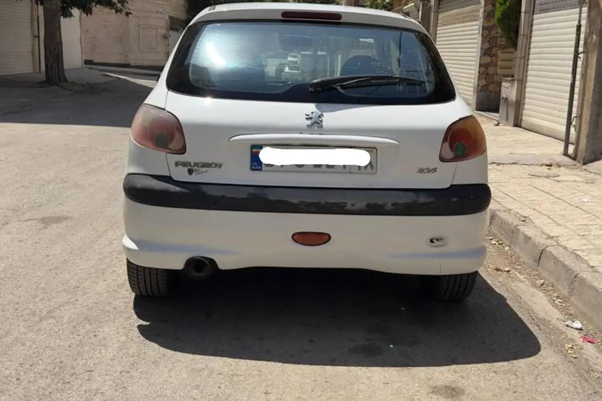 پژو،  206