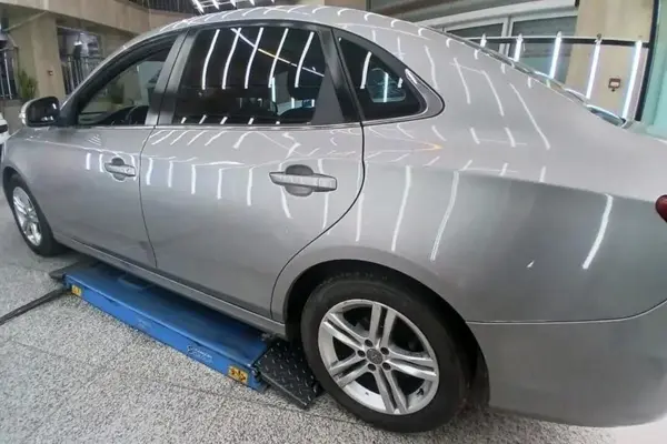 بسترن  B30