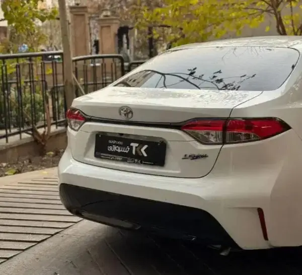 پیش فروش تویوتا، کرولا هیبرید