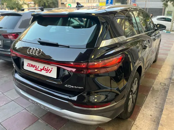 آئودی  Q5 e-tron