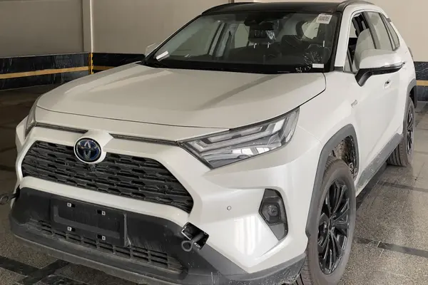 تویوتا، راوفور هیبرید