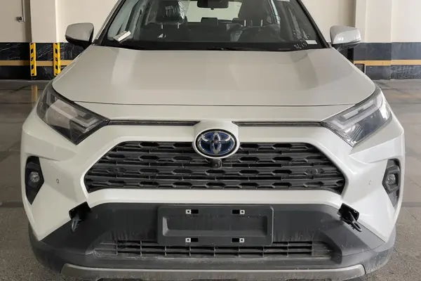 تویوتا، راوفور هیبرید