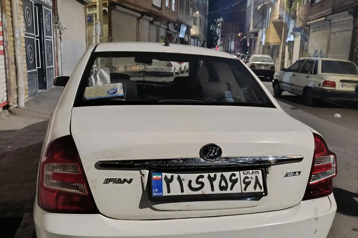 لیفان،  520i