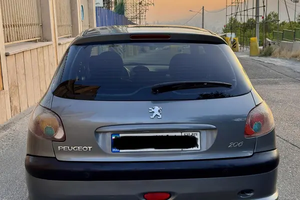 پژو  206