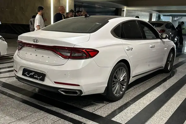 هیوندای  آزرا (گرنجور)