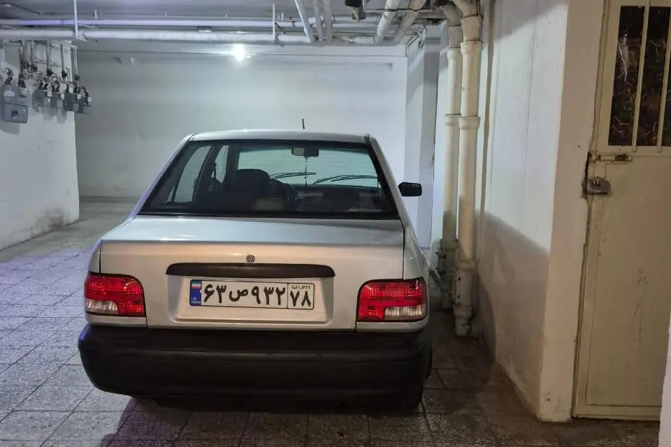 پراید،  صندوق دار