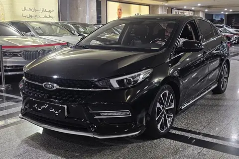 فونیکس، آریزو 6 پرو