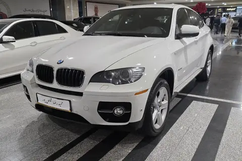 ب ام و، X6