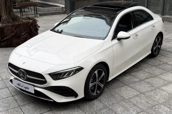 بنز، کلاس A سدان