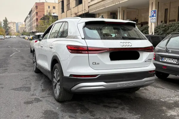 آئودی، Q5 e-tron