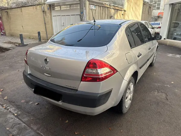 رنو، مگان (مونتاژ)