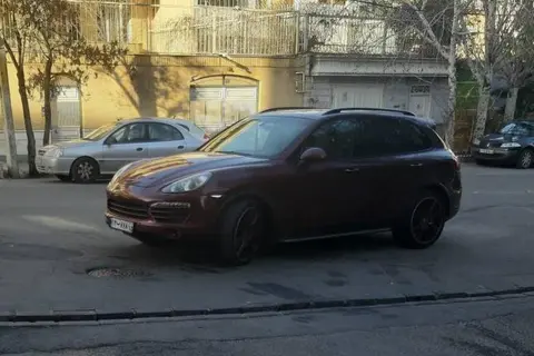 پورشه، کاین