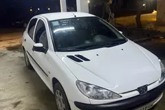 پژو، 206