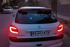پژو، 206