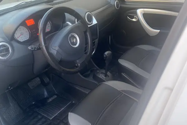 رنو، ساندرو استپ وی