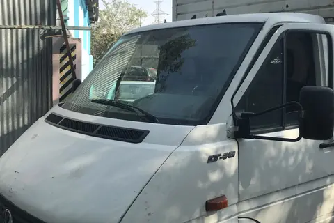 فولکس، LT