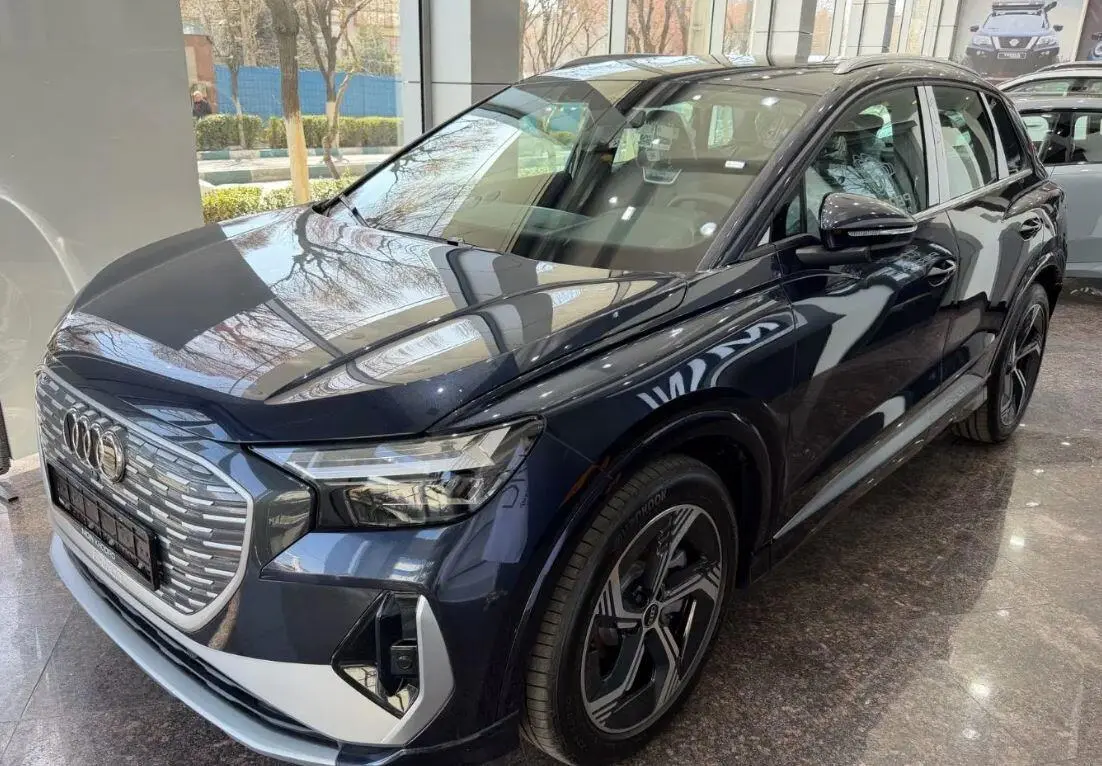 آئودی،  Q4 e-tron