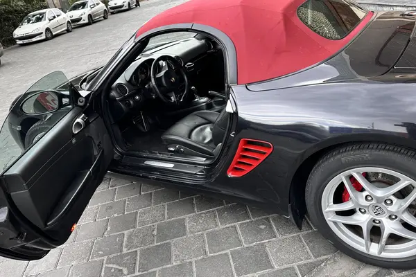 پورشه  باکستر