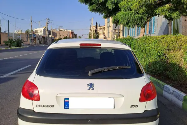 پژو  206