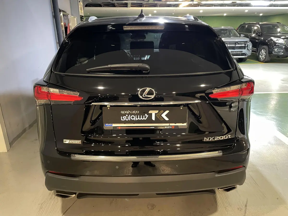 لکسوس،  NX