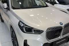 ب ام و، iX1