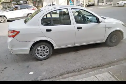 ساینا، S