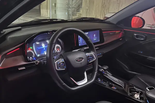 ام وی ام، X33 کراس