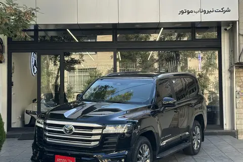 تویوتا، لندکروز چهار در