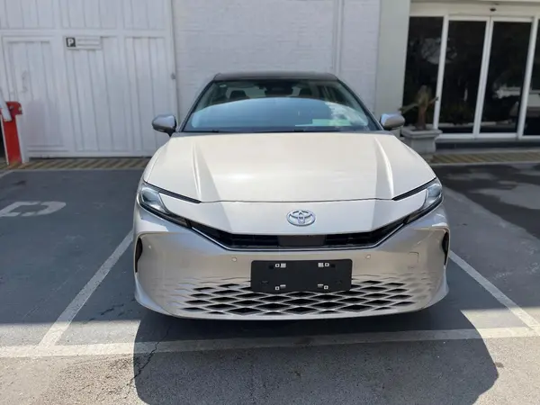 تویوتا، کمری هیبرید